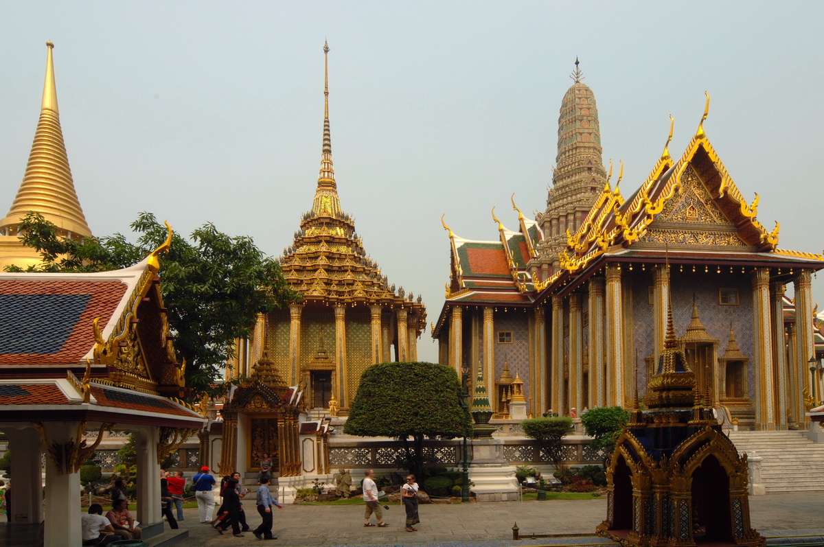 Eines der vielen Wats in Thailand